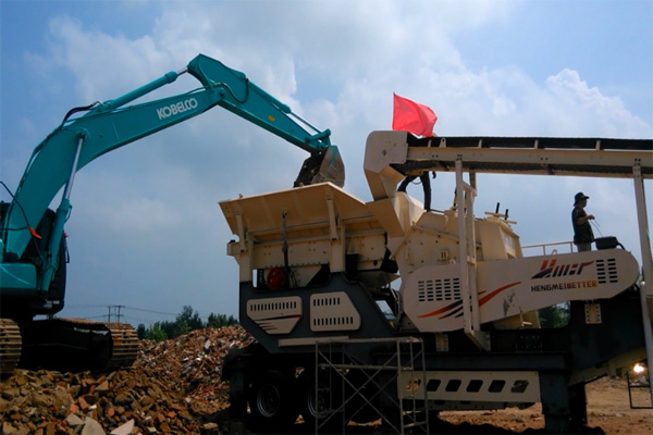 移動(dòng)破碎機(jī) 移動(dòng)破碎機(jī)